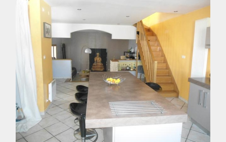 Réseau Immo-diffusion : Appartement P4  MONTFERRAT  91 m2 131 000 € 