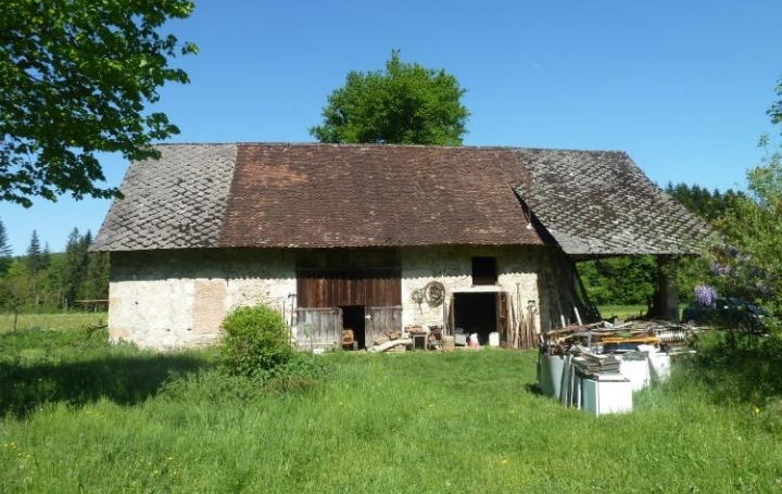 Réseau Immo-diffusion : Autre  ENTRE-DEUX-GUIERS  145 m2 103 000 € 