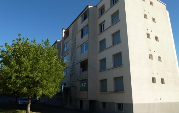 Réseau Immo-diffusion : Studio  LES AVENIERES  28 m2 30 000 € 