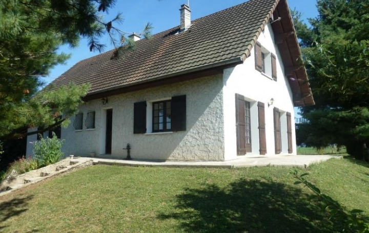 Réseau Immo-diffusion : Villa  SAINT-JEAN-D'AVELANNE  145 m2 230 000 € 