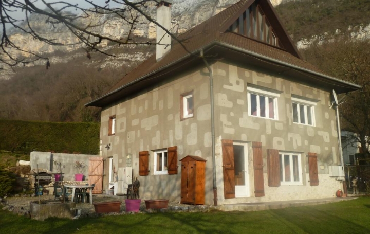 Réseau Immo-diffusion : Maison  VEREL-DE-MONTBEL  172 m2 266 000 € 