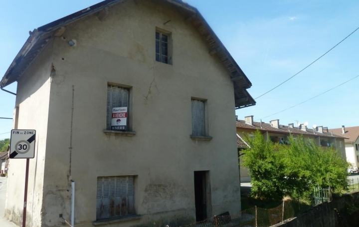 Réseau Immo-diffusion : Maison de village  LA BRIDOIRE  95 m2 35 000 € 