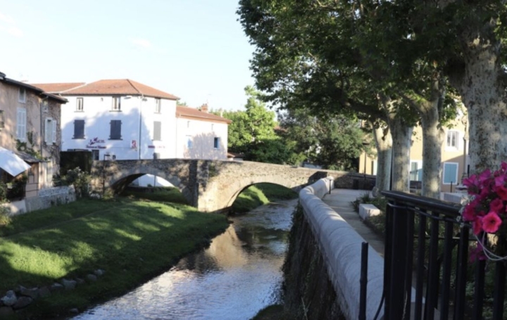 5 Pièces BRIGNAIS (69530)  107 m2 474 100 € 