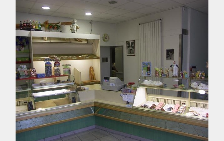 Réseau Immo-diffusion : Local commercial  FONTAINE  80 m2 99 000 € 