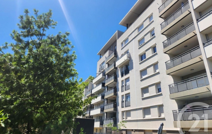 3 Pièces VILLEURBANNE (69100)  57 m2 1 080 € 