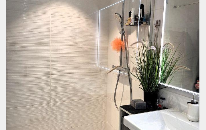 4 Pièces OULLINS (69600)  94 m2 348 000 € 