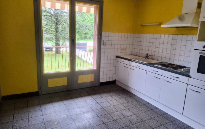 Maison NEYRON (01700)  115 m2 416 000 € 