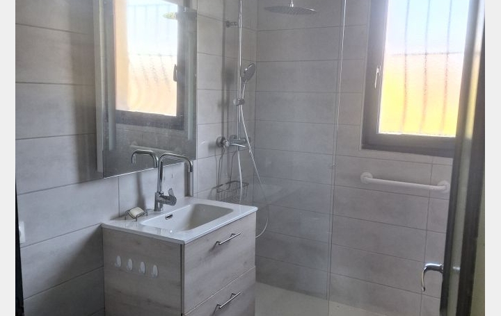 Maison NEYRON (01700)  115 m2 416 000 € 