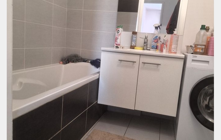 3 Pièces BRON (69500)  62 m2 221 200 € 