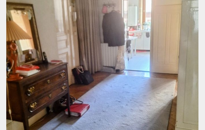 5 Pièces LYON (69006)  158 m2 850 000 € 