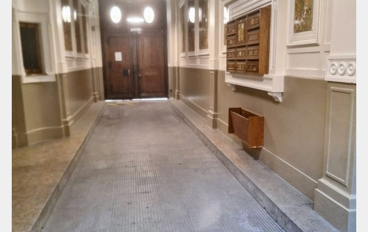 5 Pièces LYON (69006)  158 m2 850 000 € 