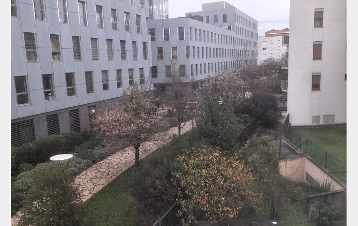 3 Pièces LYON (69008)  64 m2 240 000 € 