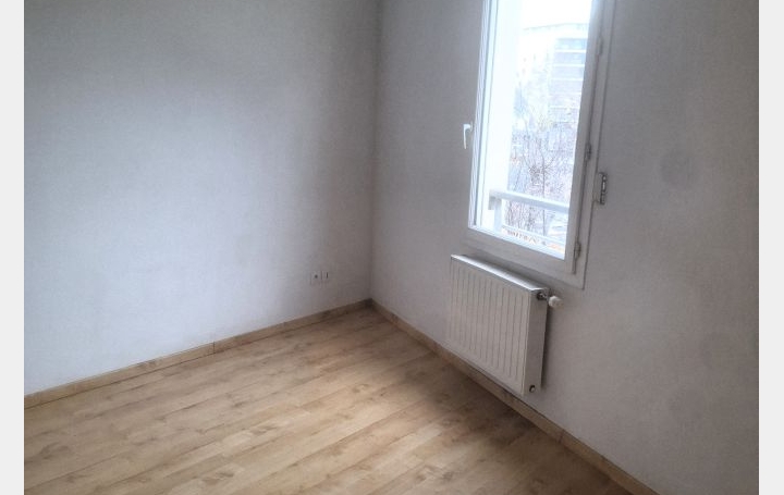 3 Pièces LYON (69008)  64 m2 240 000 € 