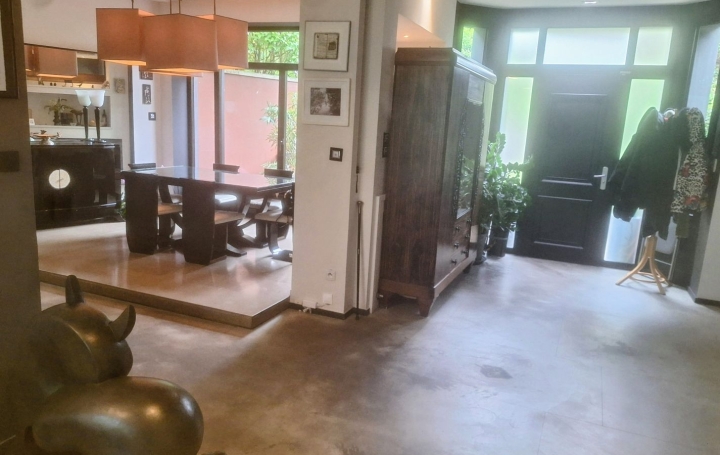 Maison LYON (69003)  137 m2 1 130 000 € 