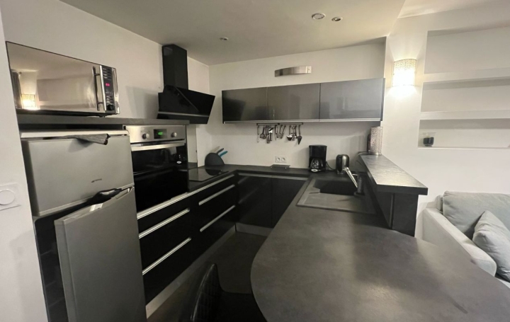Maison LYON (69007)  46 m2 270 000 € 