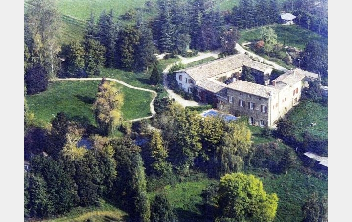 Réseau Immo-diffusion : Propriété  CHASSE-SUR-RHONE  650 m2 930 000 € 