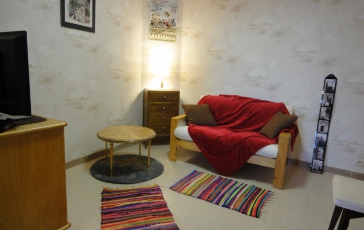 Réseau Immo-diffusion : Appartement P2  SAINTE-ANASTASIE  42 m2 490 € 