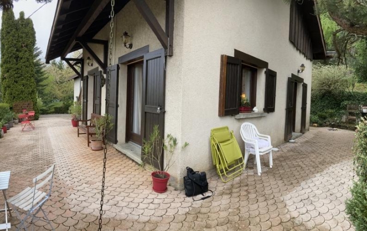 Réseau Immo-diffusion : Maison  POMMIERS-LA-PLACETTE  180 m2 430 000 € 