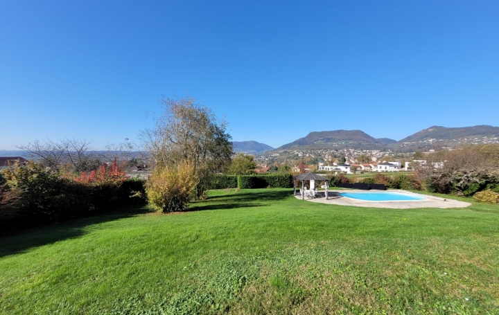 Maison COUBLEVIE (38500)  126 m2 490 000 € 