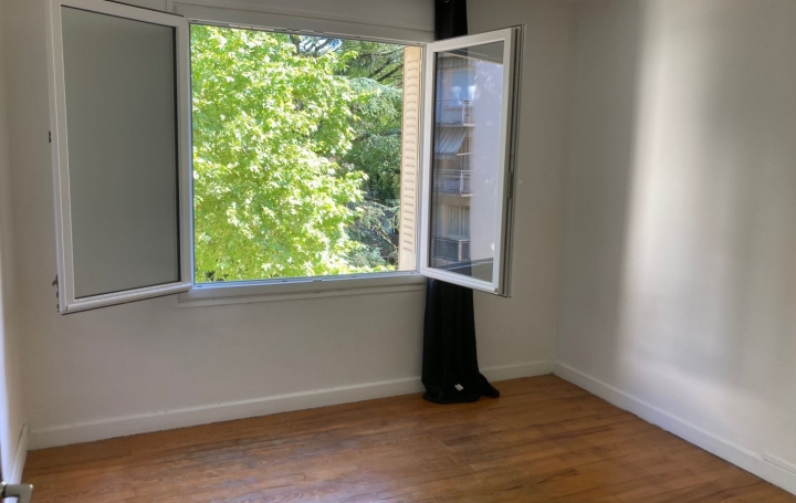 4 Pièces GRENOBLE (38100)  65 m2 99 000 € 