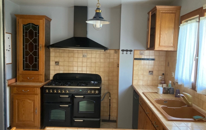 Maison VOIRON (38500)  105 m2 420 000 € 