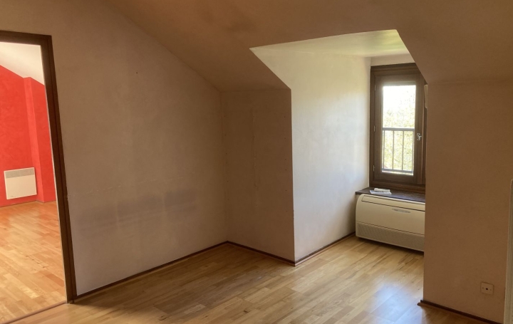 Maison LA BUISSE (38500)  126 m2 490 000 € 