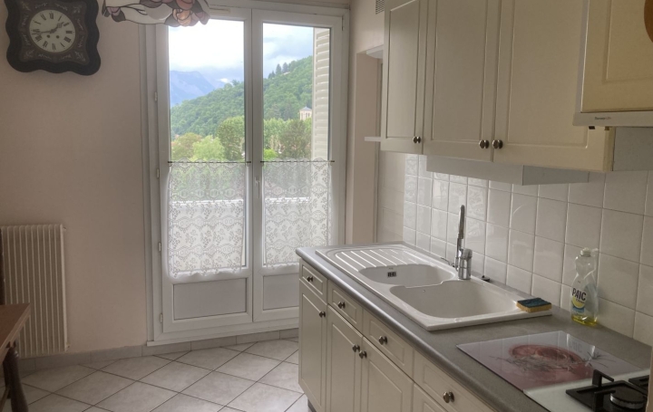 4 Pièces SAINT-MARTIN-D'HERES (38400)  73 m2 179 000 € 