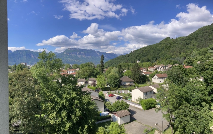 4 Pièces SAINT-MARTIN-D'HERES (38400)  73 m2 179 000 € 