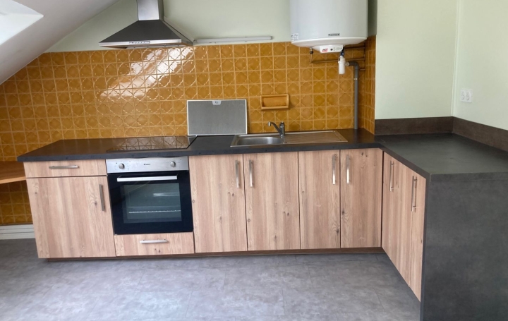 3 Pièces VOIRON (38500)  54 m2 112 000 € 