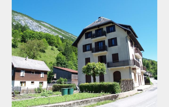 Réseau Immo-diffusion : Appartement P2  SAINT-PIERRE-D'ENTREMONT  37 m2 72 000 € 