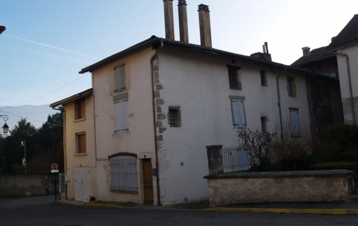 Réseau Immo-diffusion : Maison  TULLINS  145 m2 84 000 € 