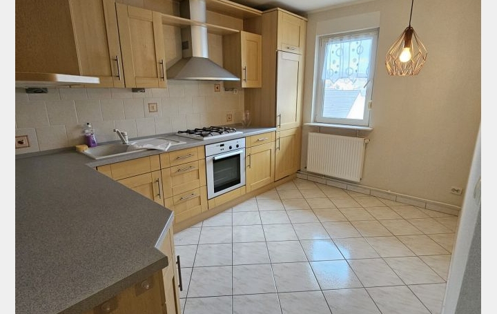 3 Pièces OETING (57600)  78 m2 149 000 € 