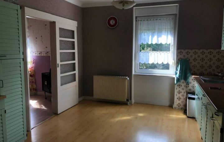 Réseau Immo-diffusion : Maison de village  LIXING-LES-ROUHLING  140 m2 126 000 € 