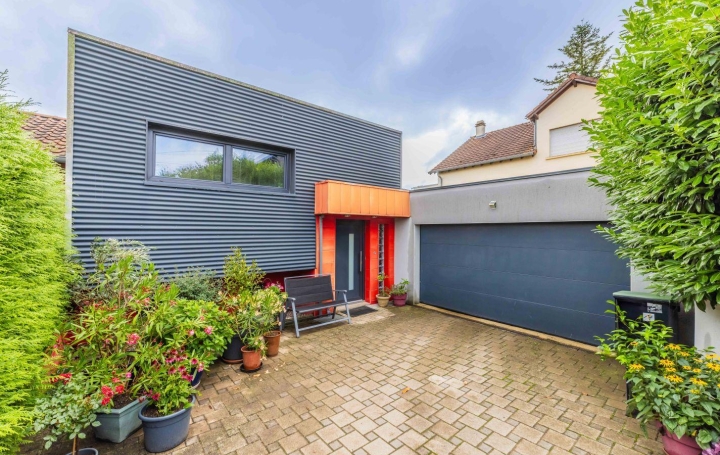 Maison OETING (57600)  110 m2 259 000 € 