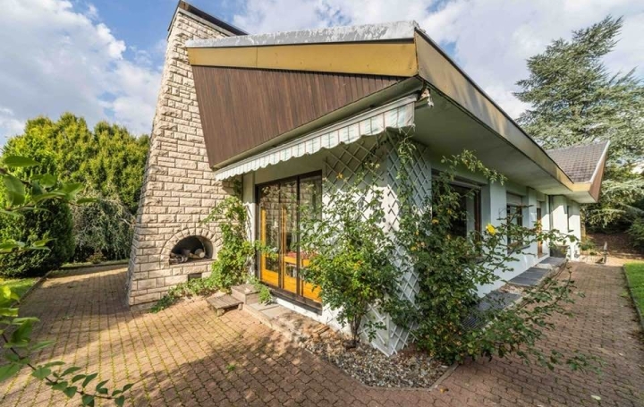 Villa OETING (57600)  197 m2 426 000 € 