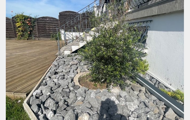 Maison PETITE-ROSSELLE (57540)  212 m2 329 000 € 