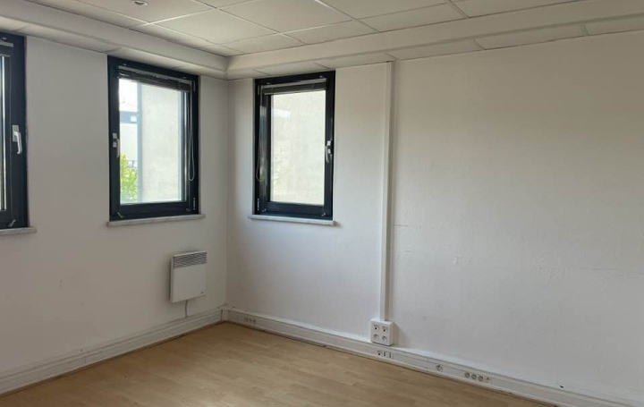 Local commercial FORBACH (57600)  98 m2 169 000 € 