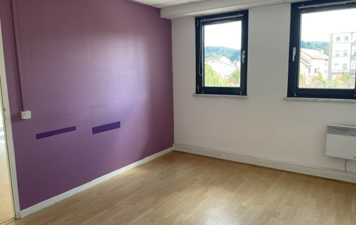 Local commercial FORBACH (57600)  98 m2 169 000 € 