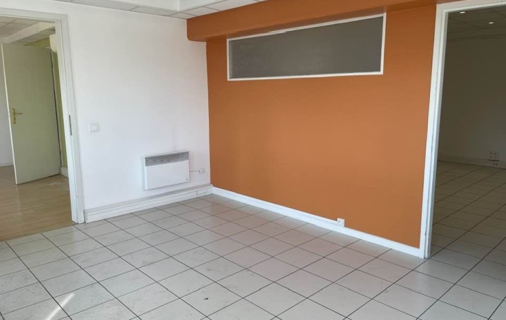 Local commercial FORBACH (57600)  98 m2 169 000 € 
