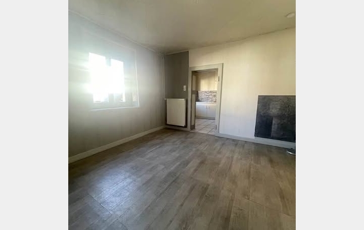 Maison LONGEVILLE-LES-SAINT-AVOLD (57740)  68 m2 79 000 € 