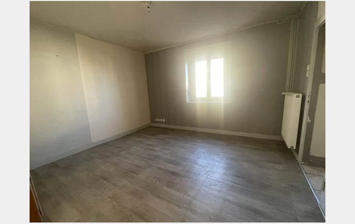 Maison LONGEVILLE-LES-SAINT-AVOLD (57740)  68 m2 79 000 € 