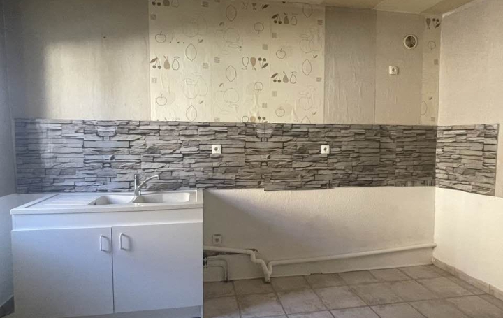 Maison LONGEVILLE-LES-SAINT-AVOLD (57740)  68 m2 79 000 € 