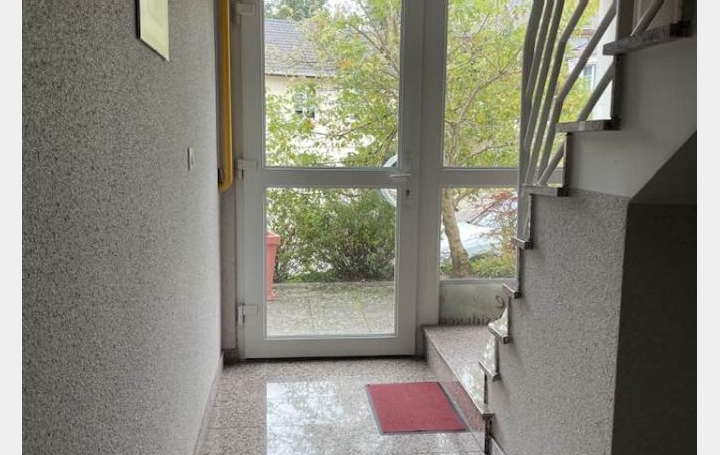 3 Pièces CREUTZWALD (57150)  67 m2 129 000 € 