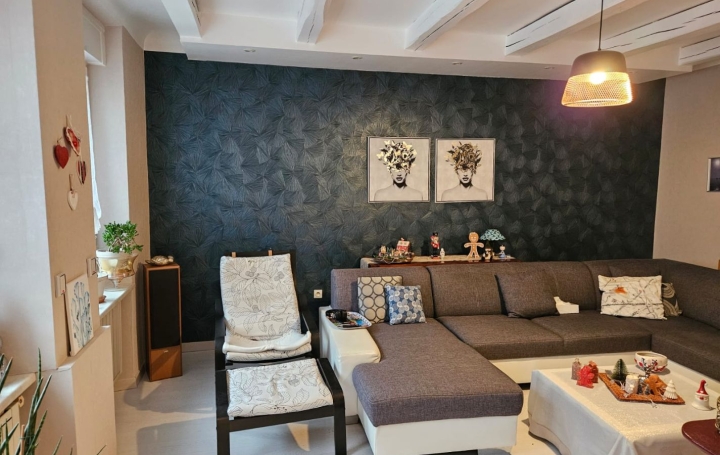 Maison COCHEREN (57800)  163 m2 180 000 € 