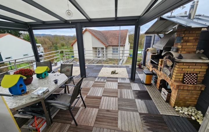 Maison COCHEREN (57800)  163 m2 180 000 € 