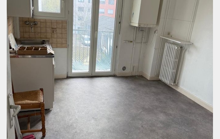 Immeuble FORBACH (57600)  624 m2 592 800 € 