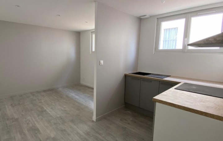 Réseau Immo-diffusion : Appartement P2  SAINT-SYMPHORIEN-D'OZON  36 m2 578 € 