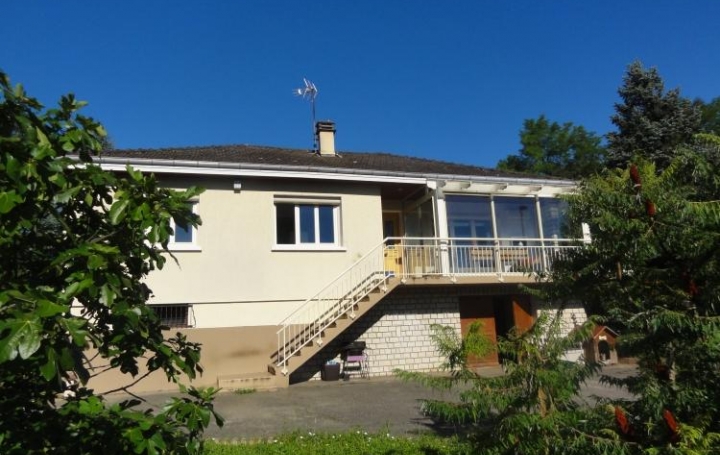 Réseau Immo-diffusion : Maison  VILLETTE-D'ANTHON  100 m2 282 000 € 