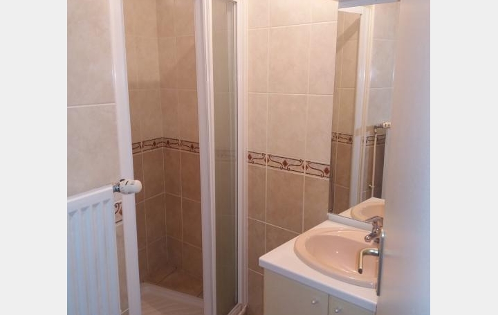 Maison de village BIBOST (69690)  112 m2 860 € 