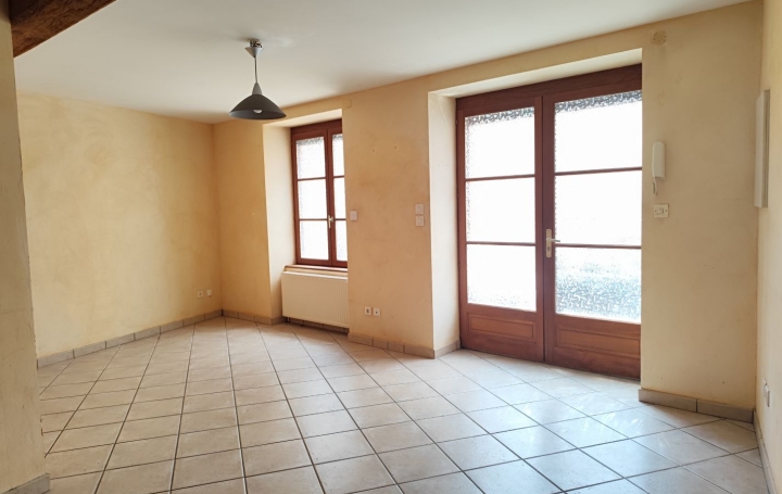 Maison de village BIBOST (69690)  112 m2 860 € 